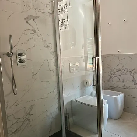 La Piazzetta 4* Vado Ligure